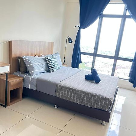 Arc Austin Hill Apartment Джохор Бахру Екстериор снимка