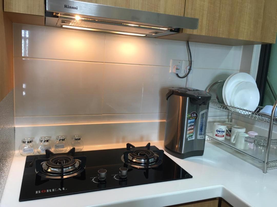 Arc Austin Hill Apartment Джохор Бахру Екстериор снимка