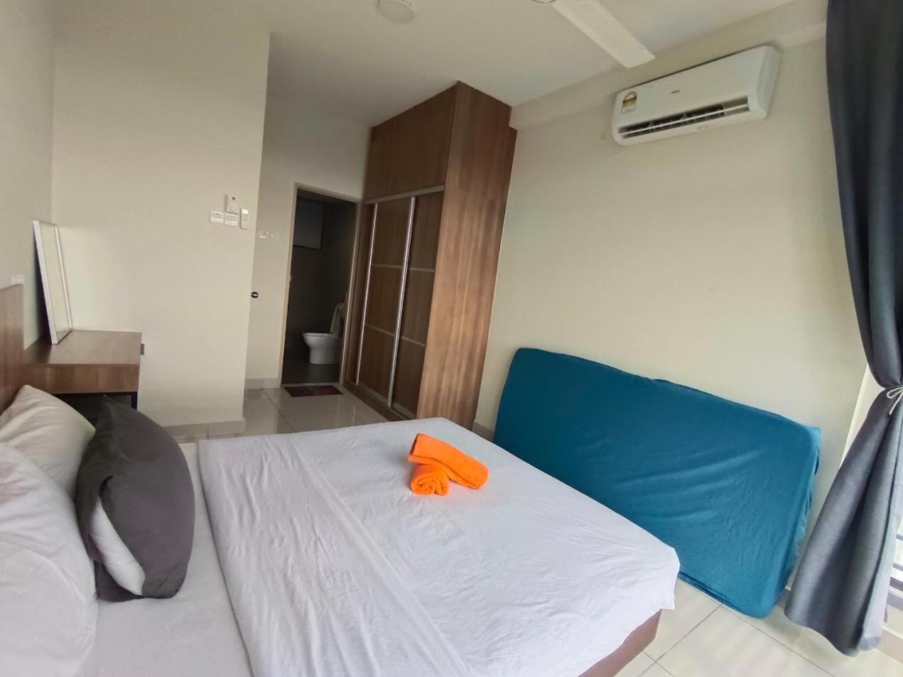Arc Austin Hill Apartment Джохор Бахру Екстериор снимка